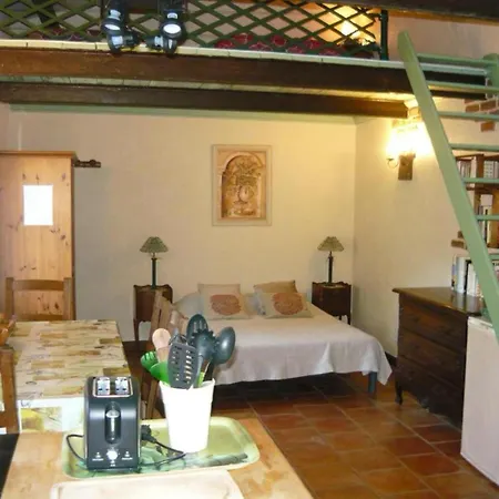 Bastidon Les Oliviers Holiday home *