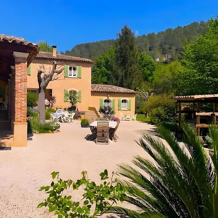 Bastidon Les Oliviers Holiday home *